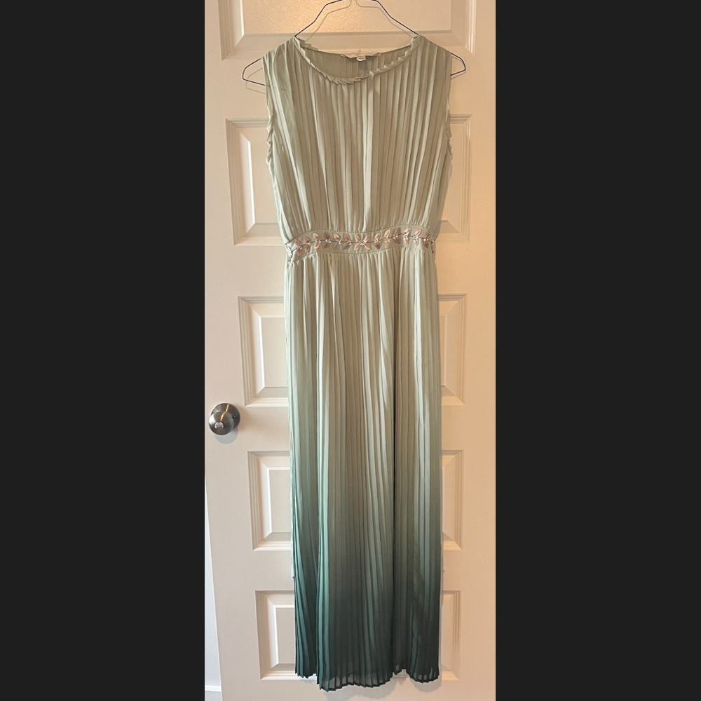 LC Lauren Conrad Runway pleated chiffon ombre gown